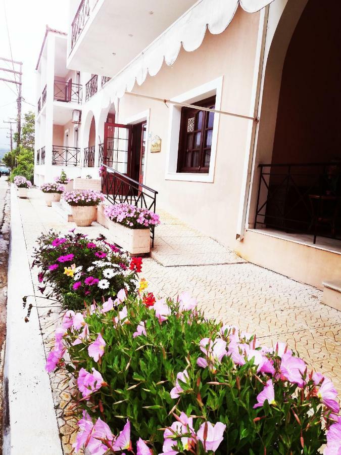 Thodora Appartments Сами Экстерьер фото
