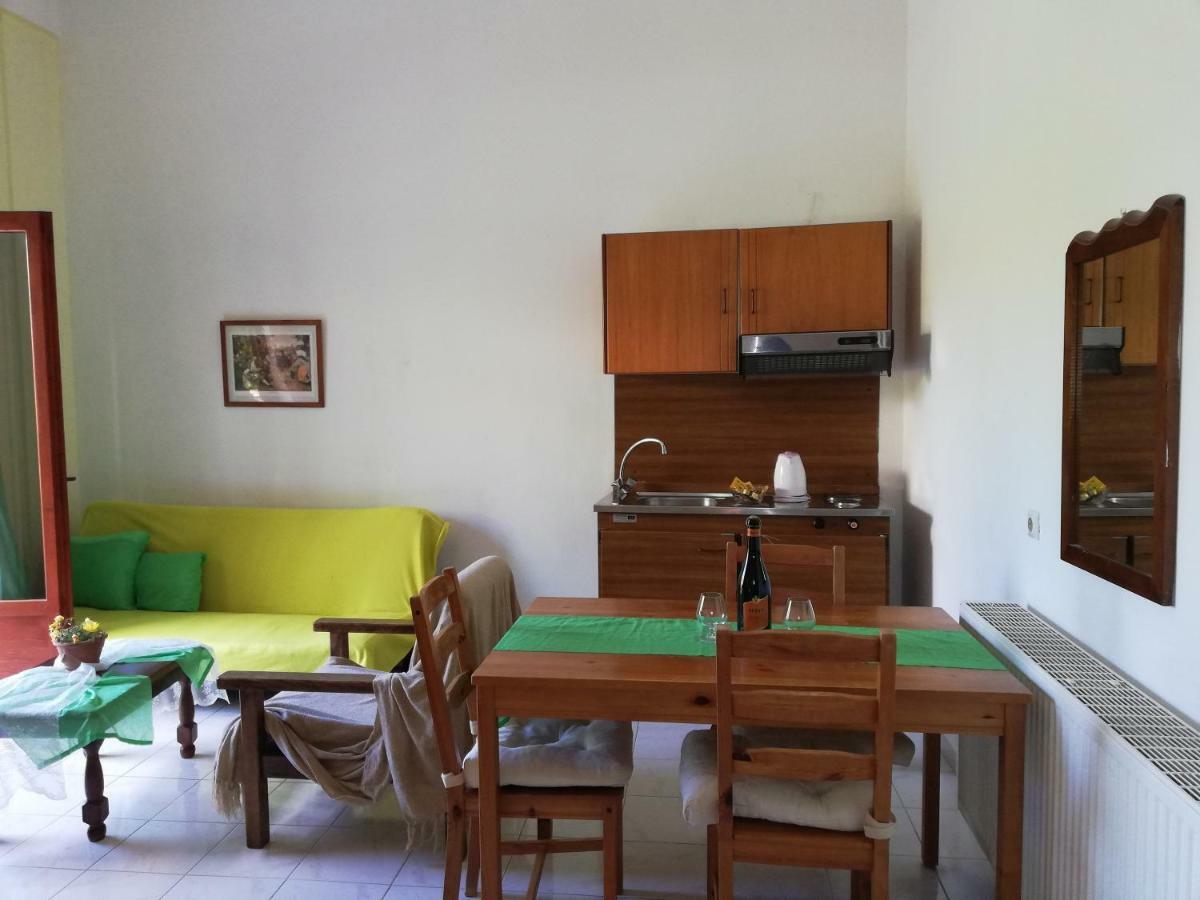 Thodora Appartments Сами Экстерьер фото