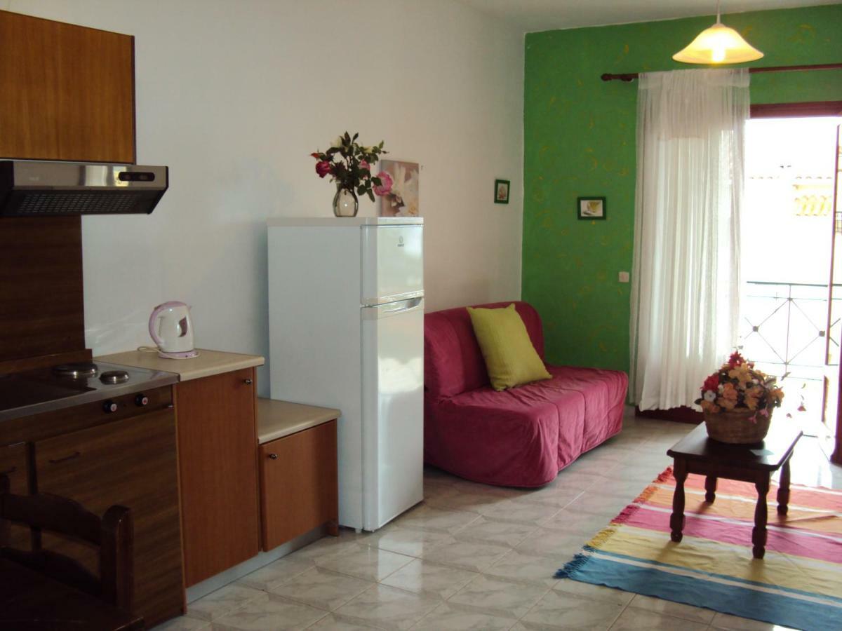 Thodora Appartments Сами Экстерьер фото